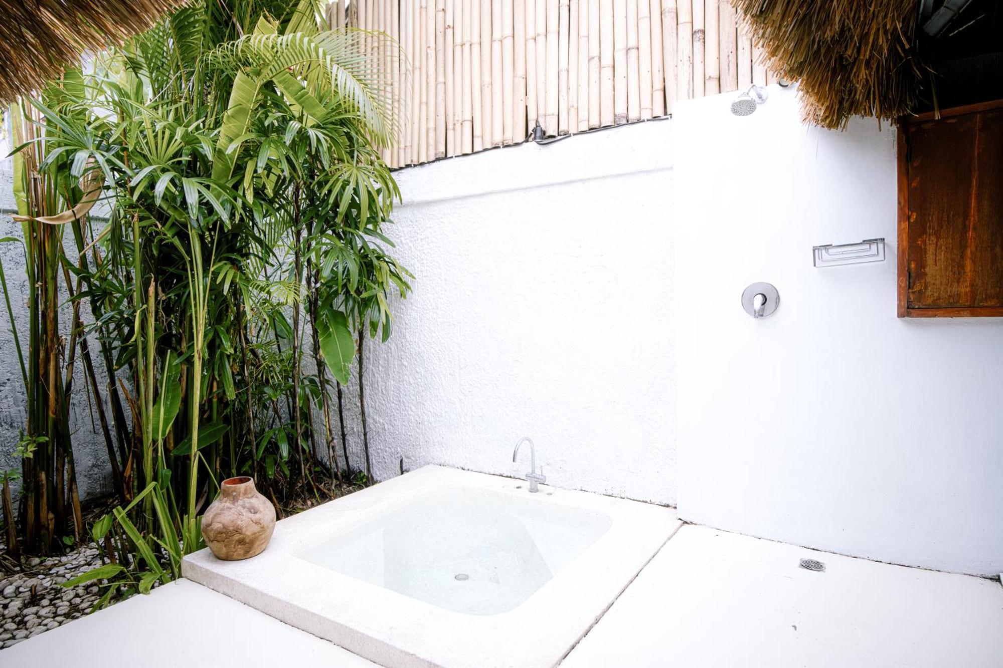 Liv Canggu - An Urban Sanctuary Exterior photo